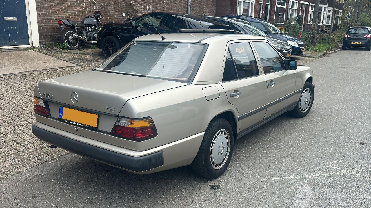 Mercedes 200-280 230E Automaat