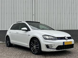 Schadeauto Volkswagen Golf 1.4TSI GTE 2016/7