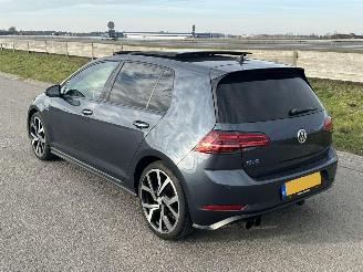 Vaurioauto  passenger cars Volkswagen Golf 1.4TSI GTE 2017/10