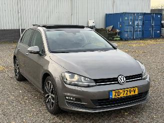 krockskadad bil auto Volkswagen Golf Golf 1.4 TSI Highline PANO/DSG 2014/4