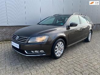Avarii autoturisme Volkswagen Passat  2012/6