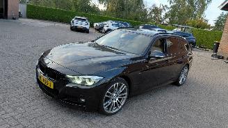 Voiture accidenté BMW  318i m sport  136pk pano  clima 2019/2