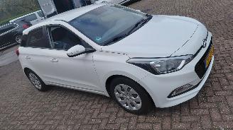 uszkodzony samochody osobowe Hyundai I-20 1.0 tgdi  74kw     airco 2017/9