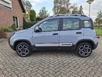 krockskadad bil auto Fiat Panda 1.0 hybrid  cross   52kw 2021/5