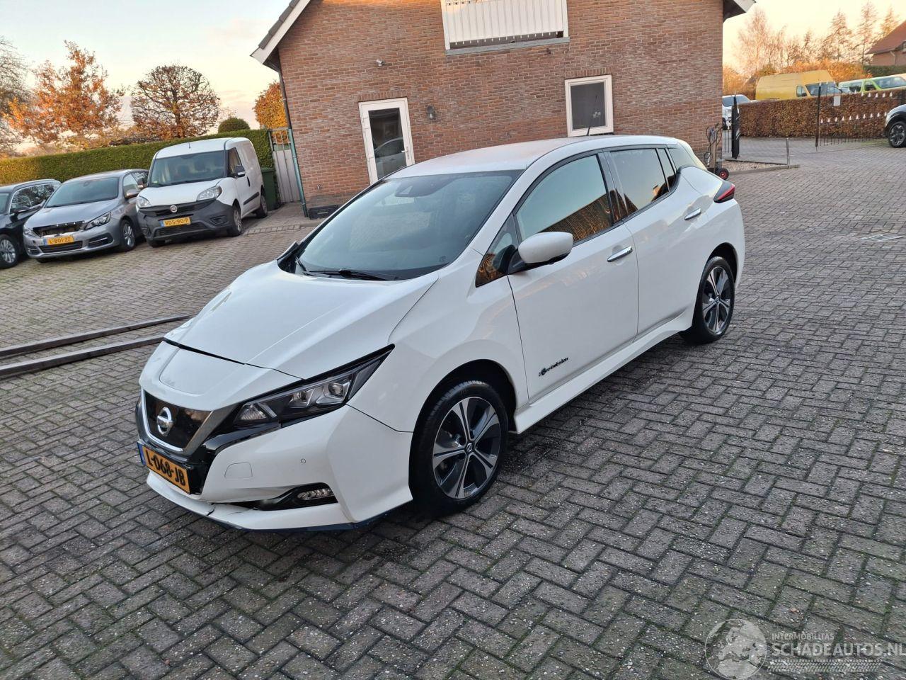 Nissan Leaf tekna  218pk       62kwh accu