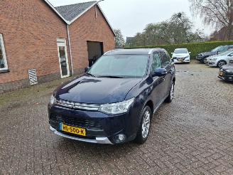 damaged passenger cars Mitsubishi Outlander 2.0 phev hybrid   121pk  navi 2015/12