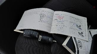 Kia Cee d 1.6 gdi  135pk   clima picture 11