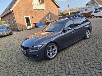 krockskadad bil auto BMW 3-serie 318 i m sport   136pk clima 2019/5