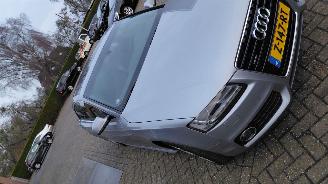 Audi A5 3.2  i coupe   quatro  265pk   s line picture 4