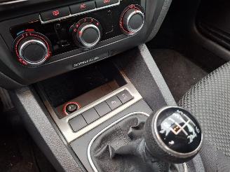 Volkswagen Jetta 1.2 tsi  77kw   navi  airco picture 9