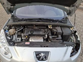 Peugeot 308 1.6 vti  88kw    pano navi  clima picture 2