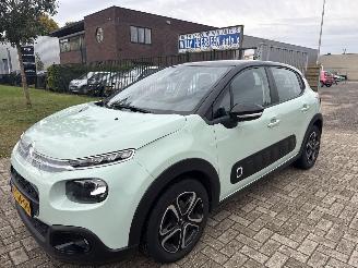 Vaurioauto  passenger cars Citroën C3 PURETECH S&S EDITION LICHTE SCHADE! BOUWJAAR 2020  6750 EURO 2020/7