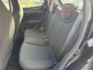 Citroën C1 1.0e VTI FEEL LICHTE SCHADE! 228000 KM BOUWJAAR 2016 2950 EURO picture 12