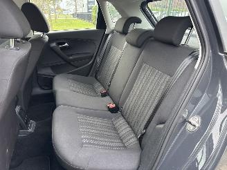 Volkswagen Polo 1.0 EASY LINE LICHTE SCHADE! BOUWJAAR 2016 74447 KM 5999 EURO picture 11