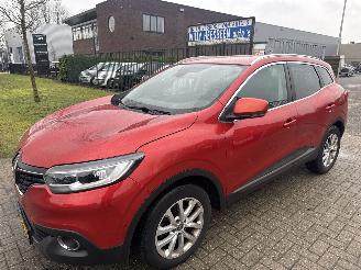 Schadeauto Renault Kadjar 1.2 TCE INTENS SUPERLICHTE SCHADE! BOUWJAAR 2015  6900 EURO 2015/9
