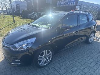 Schadeauto Renault Clio 0.9 TCe ZEN  85000 KM SPUITWERK! BOUWJAAR 2017  5999 EURO VAST! 2017/6