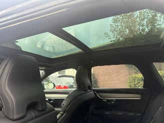 Volvo V-90 2.0 T6 AWD PLUGIN PANO HARMAN/KARDON picture 14