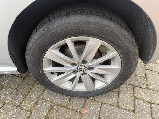 Volkswagen Polo 1.0 5DRS AIRCO PDC STOELVERWARMING picture 11