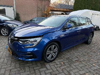 Voiture accidenté Renault Mégane 1.3 Tce Intens automaat 2021/7