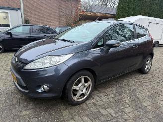 Vaurioauto  passenger cars Ford Fiesta 1.6 TDCI GHIA AIRCO STOELVERWARMING SPORTVELGEN 2009/5