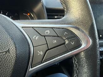 Renault Clio 1.0 Intens navi pdc picture 25