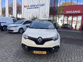 damaged passenger cars Renault Captur GEEN SCHADE, automaat hapert 2016/1