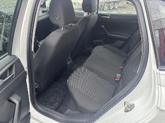 Volkswagen Polo 1.0 TSI 70KW picture 13