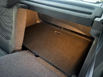 Renault Captur 0.9 TCE INTENS picture 10