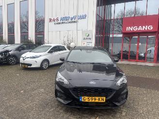 skadebil auto Ford Focus WAGON ST LINE BNS 110KW 2019/10