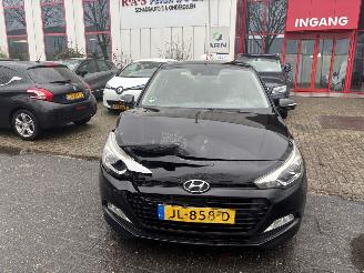  Hyundai I-20 T-GDI COMFORT 2016/5