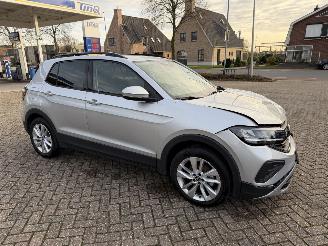 Damaged car Volkswagen T-Cross 1.0 - 85 Kw DSG 2024/3