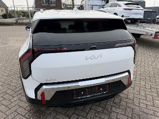 Kia EV3 Earth  Battery 81 Kw picture 17