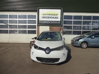 Purkuautot passenger cars Renault Zoé Zoe (AG), Hatchback 5-drs, 2012 46kW 2017/10