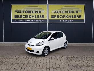  Toyota Aygo 1.0-12V Comfort 2010/2