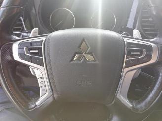 Mitsubishi Outlander Outlander (GF/GG), SUV, 2012 / 2022 2.0 16V PHEV 4x4 picture 18