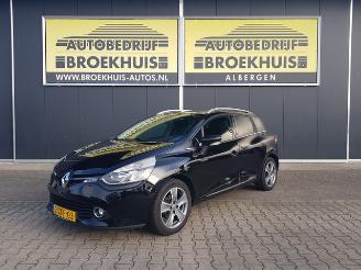 Unfallwagen Renault Clio Estate 0.9 TCe Night&Day 2015/1