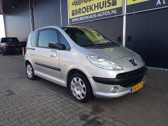 Peugeot 1007 1.4 Gentry picture 6