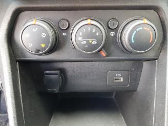 Dacia Sandero 1.0 TCe 90 Comfort picture 24