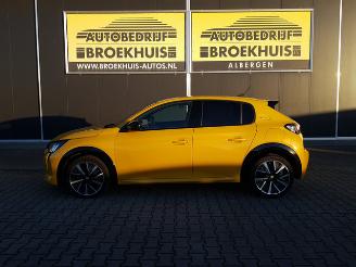 Peugeot 208 1.2 PureTech GT-Line picture 2