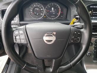 Volvo V-60 1.6 D2 Momentum picture 18