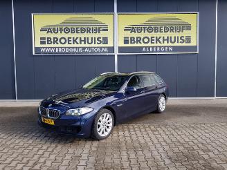 Schadeauto BMW 5-serie Touring 520i Executive 2015/5