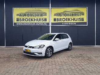 Voiture accidenté Volkswagen Golf 1.6 TDI Comfortline SOUND-Edition 2018/1