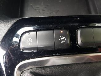 Opel Corsa 1.2 Edition picture 20