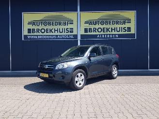 Unfallwagen Toyota Rav-4 2.0 VVTi Linea Terra 2008/4
