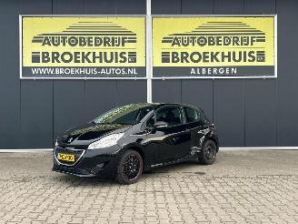 Auto incidentate Peugeot 208 1.0 VTi Access 2014/11