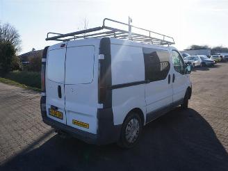 desmontaje vehículos comerciales Renault Trafic 1.9 dCi 2003/1