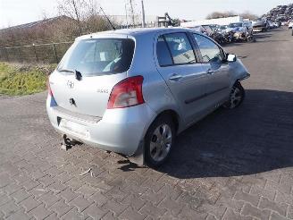 Autoverwertung Toyota Yaris 1.3 2006/5