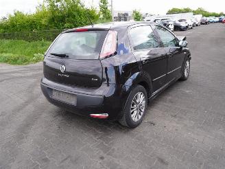 Coche siniestrado Fiat Punto Evo 1.3 JTD 2011/3