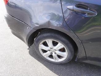 Lexus IS 220 d picture 5