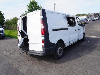 desmontaje vehículos comerciales Opel Vivaro 1.6 CDTi 2017/5